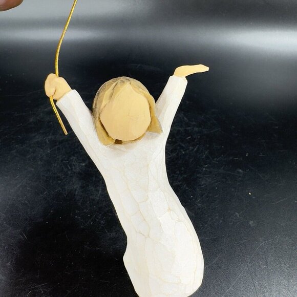 Willow Tree Figure 2016 Sue Lordi Demdaco Resin Figurine Here’s To You Figure - Picture 4 of 9